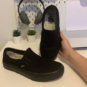 Vans Classic Slip-Ons in Black